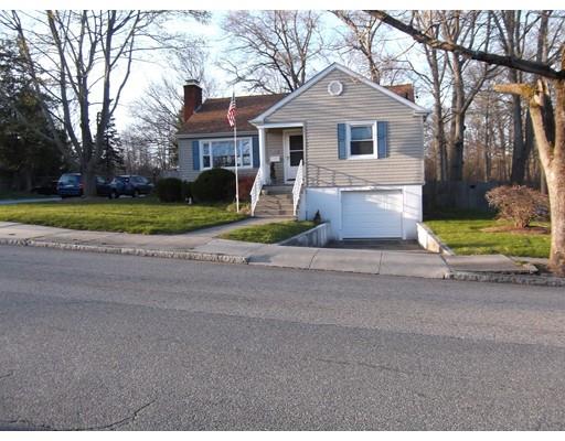 498 Valentine St, Fall River, MA 02720 photo 1