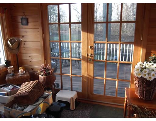 498 Valentine St, Fall River, MA 02720 photo 4