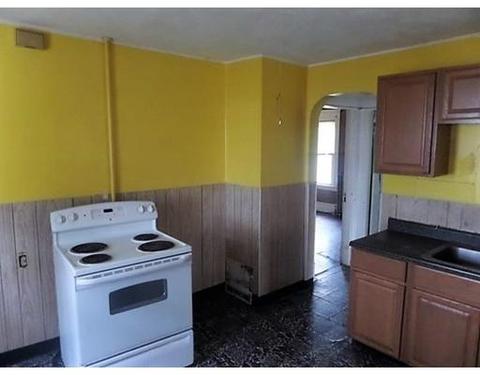 173 Maynard St, Springfield, MA 01109 photo 3