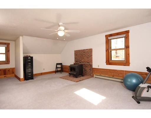 35 Cushing St, Ashburnham, MA 01430 photo 11