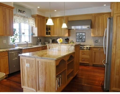 7 Willow Ave, Danvers, MA 01923 photo 9