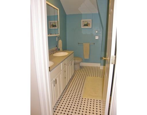 7 Willow Ave, Danvers, MA 01923 photo 21