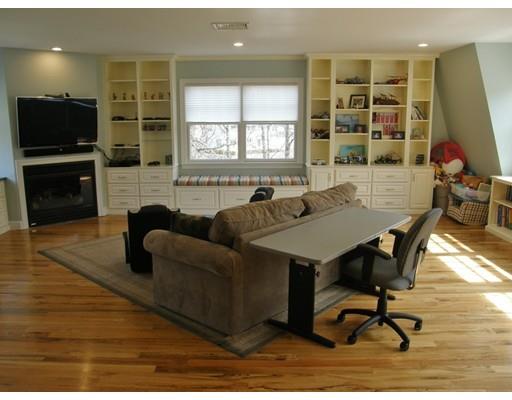 7 Willow Ave, Danvers, MA 01923 photo 17