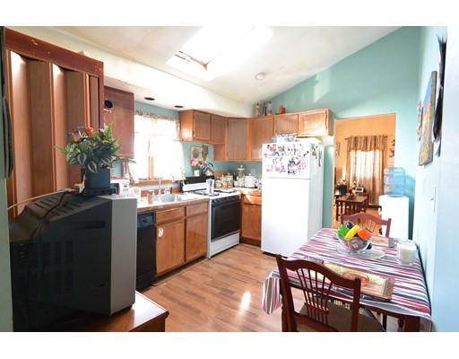 13 Winter St, Everett, MA 02149 photo 4