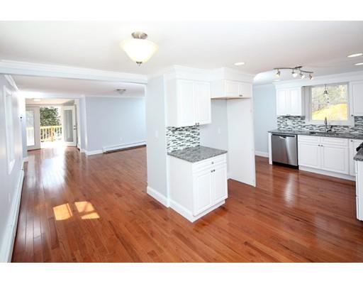 1 Mayflower Ave, Wareham, MA 02571 photo 5