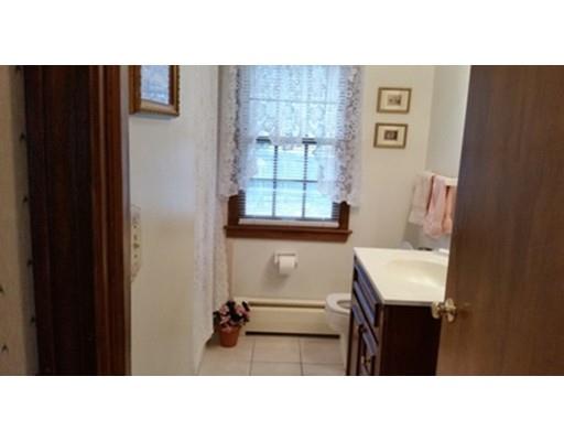 163 Croyden Ter, Springfield, MA 01104 photo 8