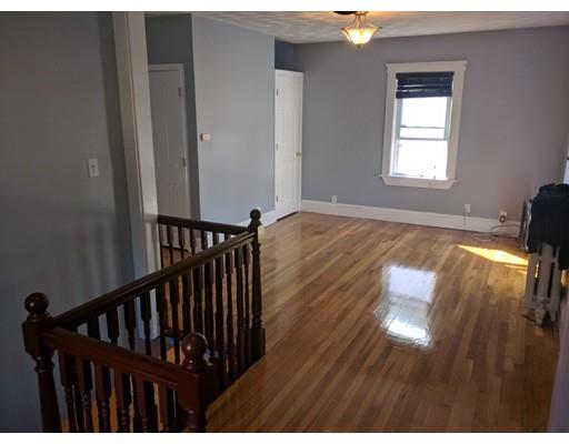 23 Fuller St, Everett, MA 02149 photo 6