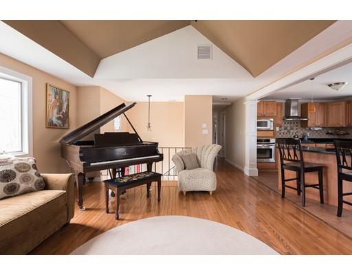 390 Plain St, Braintree, MA 02184 photo 5
