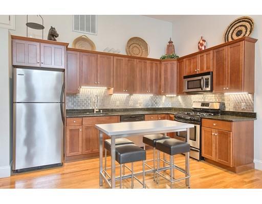 50 Floyd St #2, Everett, MA 02149 photo 3