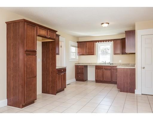 231 Chicopee St, Chicopee, MA 01013 photo 12