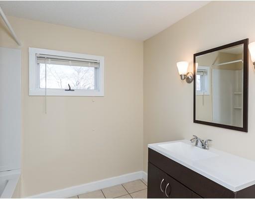 231 Chicopee St, Chicopee, MA 01013 photo 25