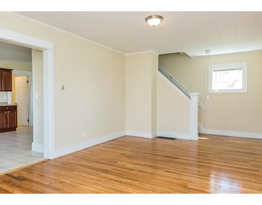 231 Chicopee St, Chicopee, MA 01013 photo 9
