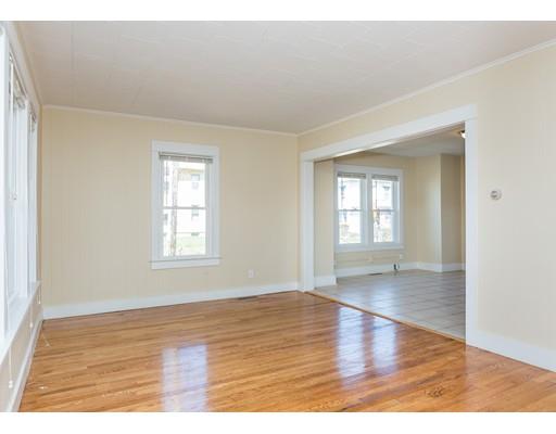 231 Chicopee St, Chicopee, MA 01013 photo 8
