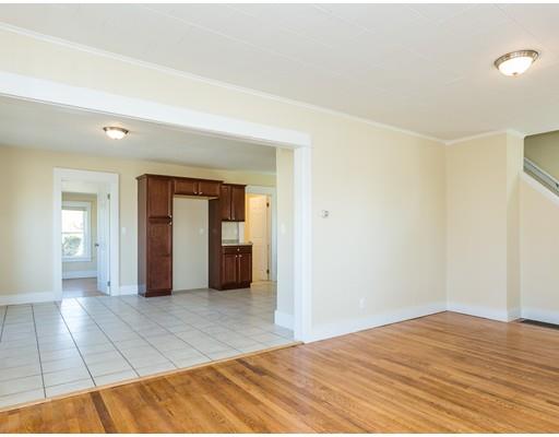 231 Chicopee St, Chicopee, MA 01013 photo 10