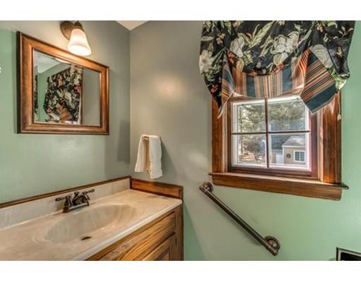 4 Mary Dr, Mendon, MA 01756 photo 17