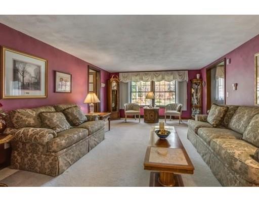 4 Mary Dr, Mendon, MA 01756 photo 11