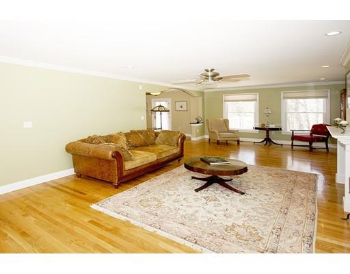 30 Lakeview Ave, Danvers, MA 01923 photo 11