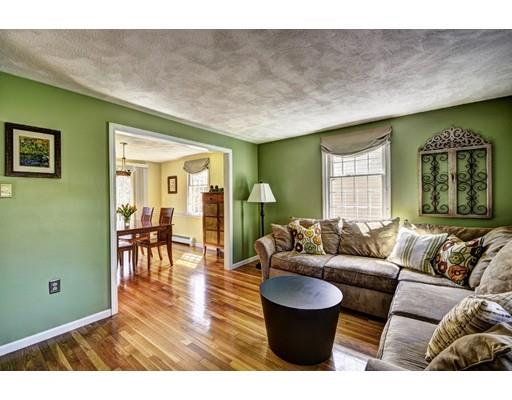 7 Crescent Dr, Georgetown, MA 01833 photo 3