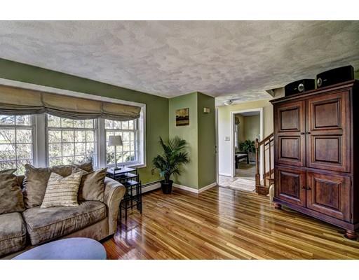 7 Crescent Dr, Georgetown, MA 01833 photo 5