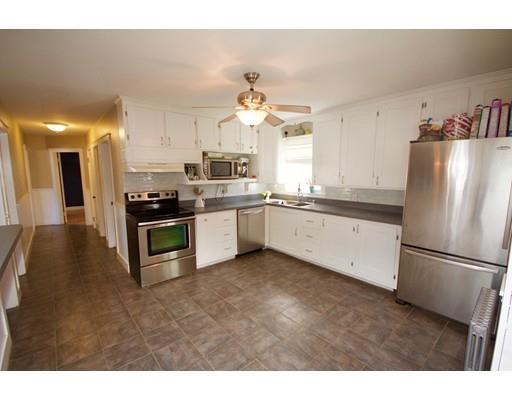 33 Bouchard Ave, Dracut, MA 01826 photo 6