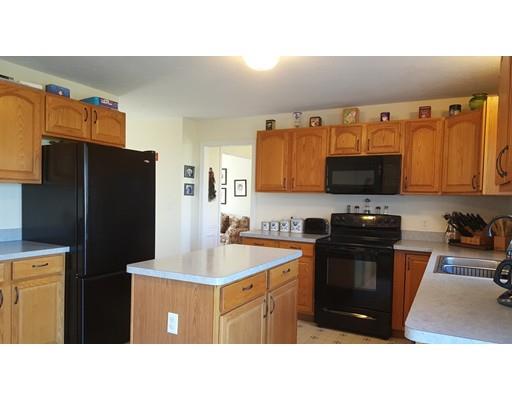 16 Konkel Ave, Webster, MA 01570 photo 3