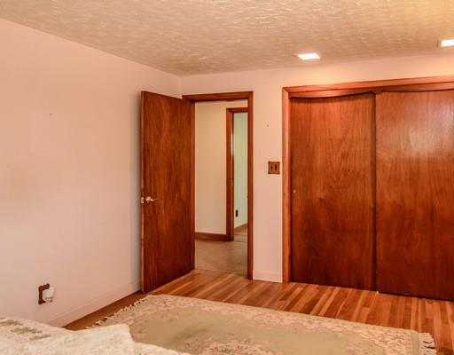 17 Walnut St, Upton, MA 01568 photo 16