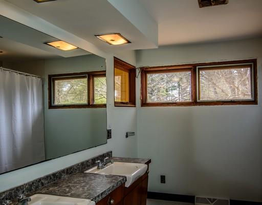 17 Walnut St, Upton, MA 01568 photo 17