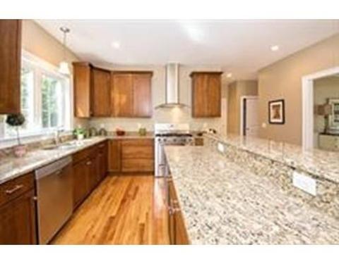 25 Saddleback Ln, Canton, MA 02021 photo 9