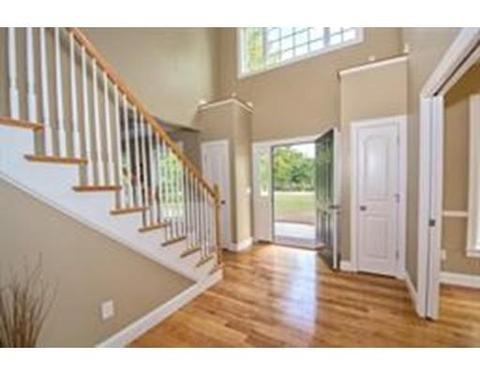 25 Saddleback Ln, Canton, MA 02021 photo 4
