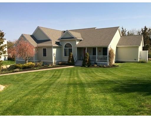 19 Castle View Dr, Gloucester, MA 01930 photo 2