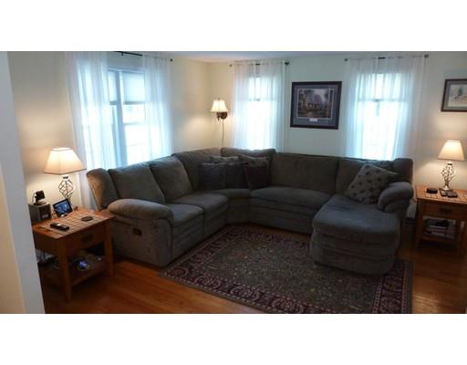 79 Ash St, Townsend, MA 01469 photo 10