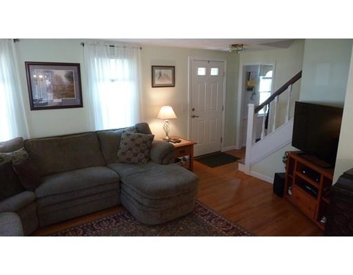 79 Ash St, Townsend, MA 01469 photo 9