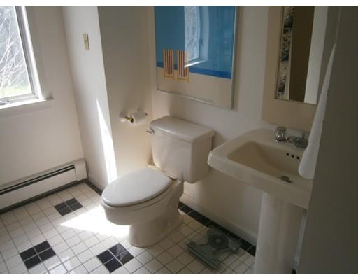 102 Liam Ln, Barnstable, MA 02632 photo 8