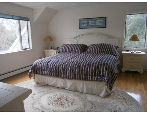 102 Liam Ln, Barnstable, MA 02632 photo 12