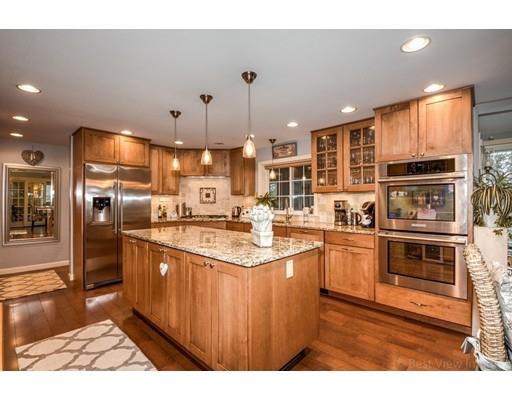2 Catherine Cir, Stow, MA 01775 photo 4