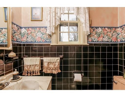 70 Tiffany St, Springfield, MA 01108 photo 10