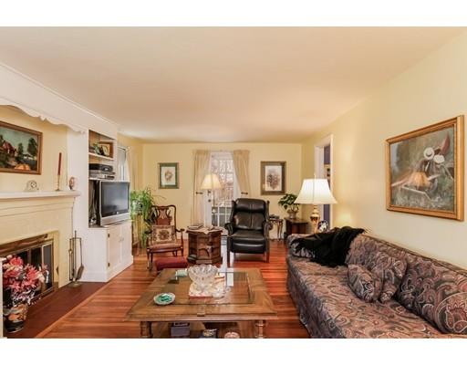 70 Tiffany St, Springfield, MA 01108 photo 5