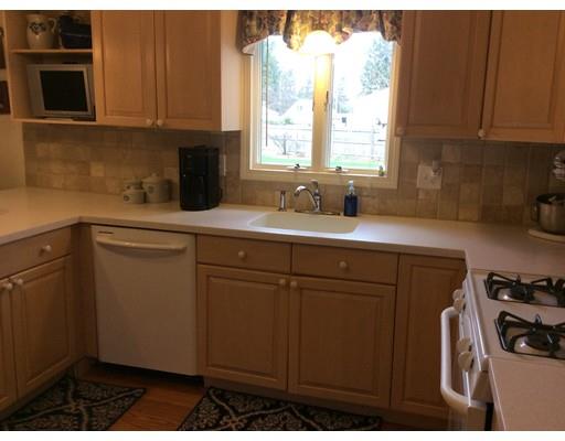 280 Dutchess St, Springfield, MA 01129 photo 8
