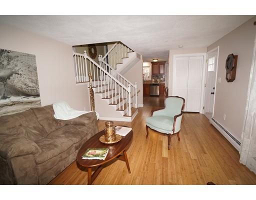 33 Maple St, Randolph, MA 02368 photo 6