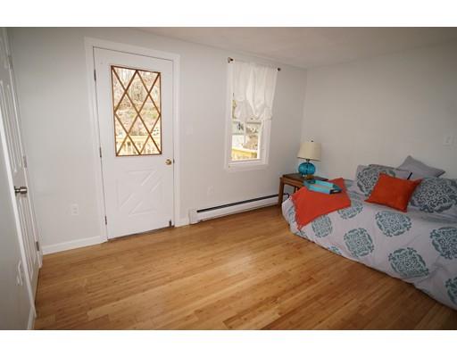 33 Maple St, Randolph, MA 02368 photo 9