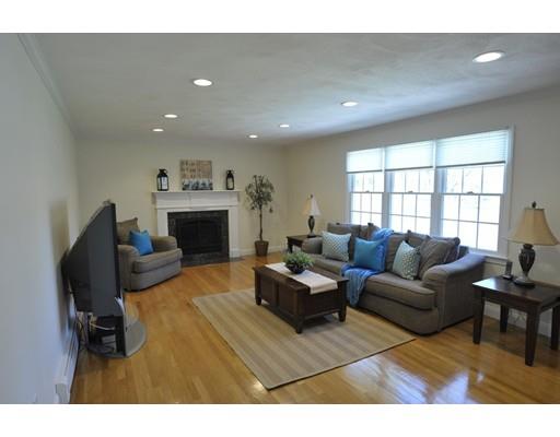 299 Charles St, Reading, MA 01867 photo 9
