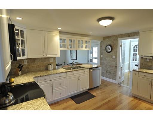 299 Charles St, Reading, MA 01867 photo 8