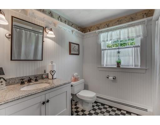 20 Treetops Ln, Danvers, MA 01923 photo 17