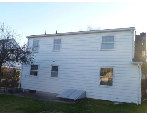 33 Lancaster St, Springfield, MA 01118 photo 14