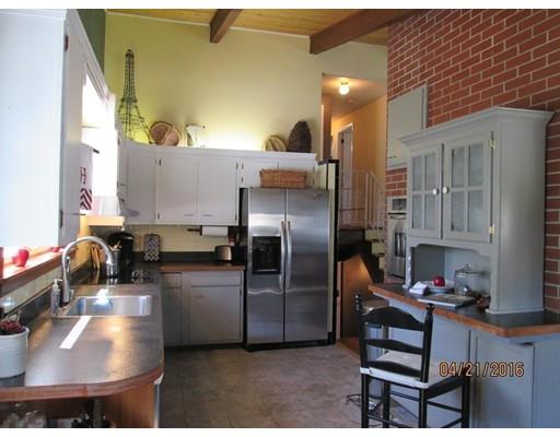 130 Assumption Ave, Worcester, MA 01606 photo 8