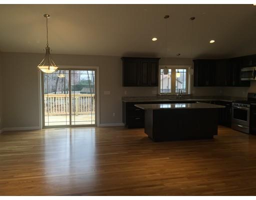 190 Blanchard St, Chicopee, MA 01020 photo 8