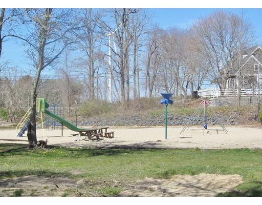 2 Winthrop Rd, Hingham, MA 02043 photo 11