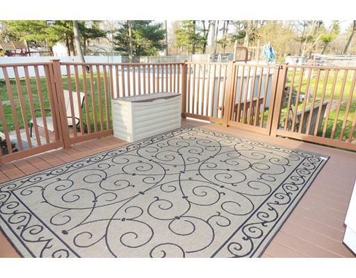 96 Willowbrook Dr, Springfield, MA 01129 photo 16