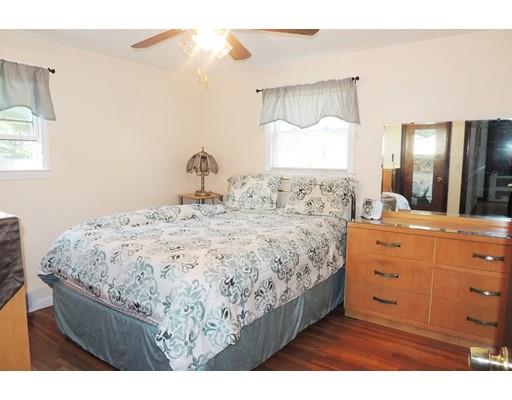 96 Willowbrook Dr, Springfield, MA 01129 photo 12