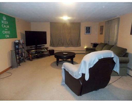 134 Gilbert Ave, Chicopee, MA 01013 photo 22